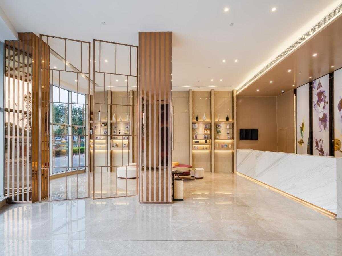 Lavande Hotel Luzhou Wanda Plaza Southwest Commercial City Eksteriør billede