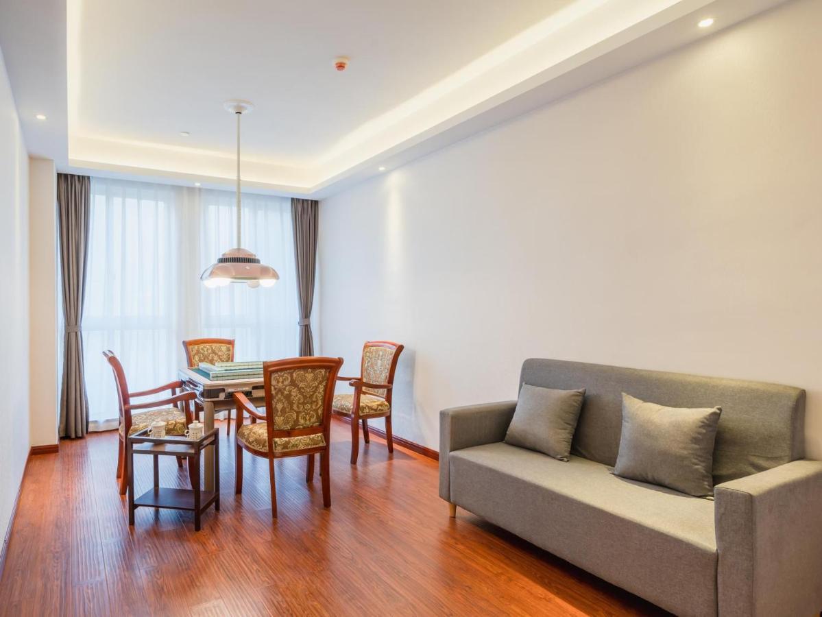 Lavande Hotel Luzhou Wanda Plaza Southwest Commercial City Eksteriør billede