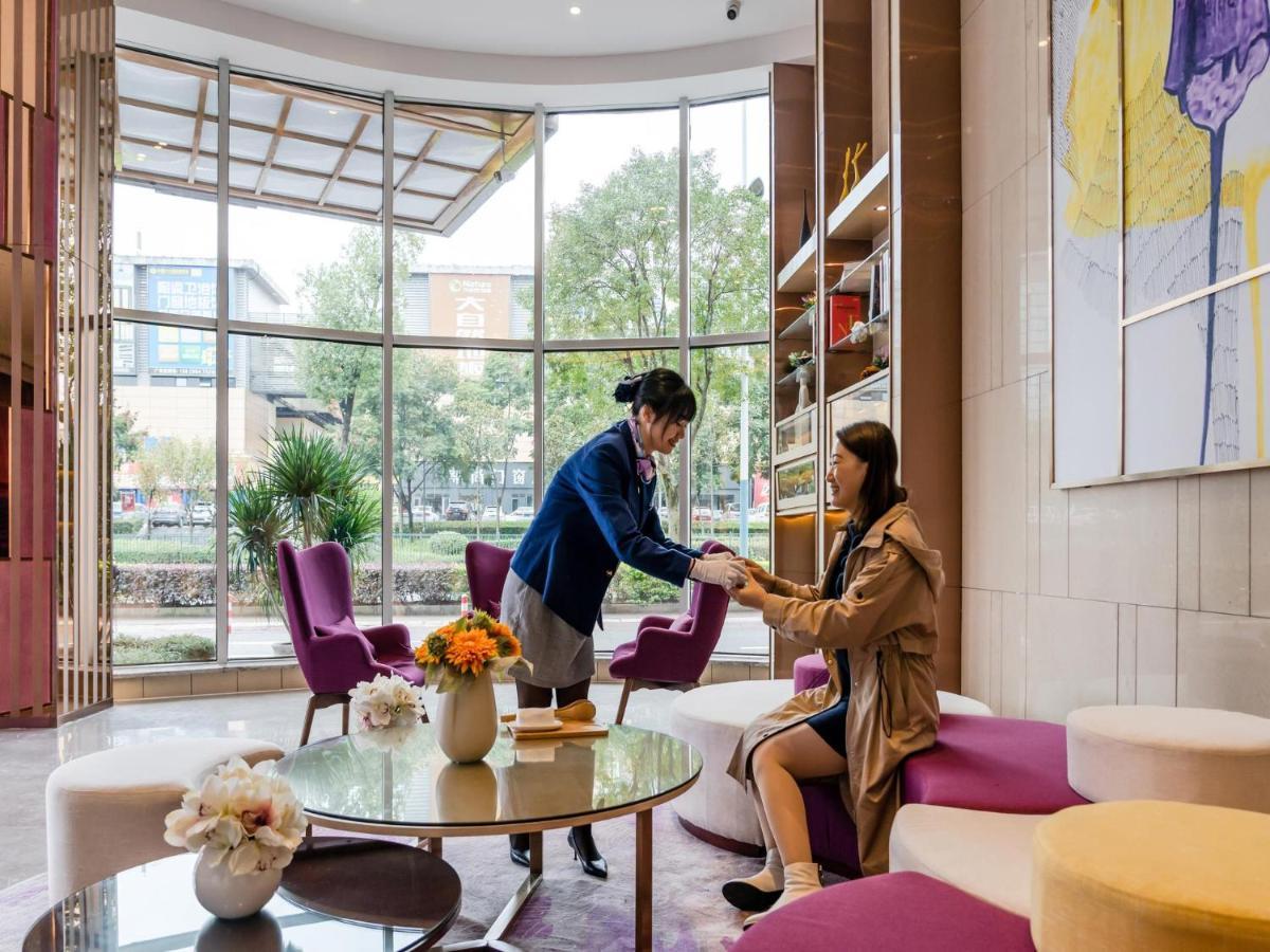 Lavande Hotel Luzhou Wanda Plaza Southwest Commercial City Eksteriør billede