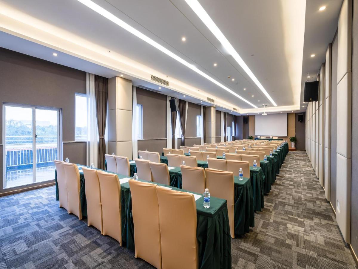 Lavande Hotel Luzhou Wanda Plaza Southwest Commercial City Eksteriør billede